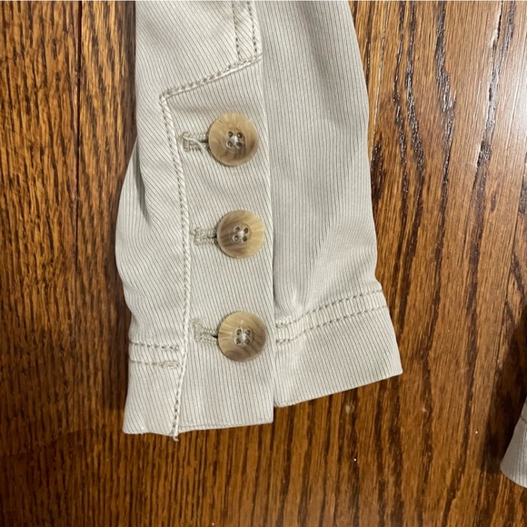 Anthropologie Short Trench Style Tan/Khaki Jacket w/ Belt Size 4 - Picture 8 of 8